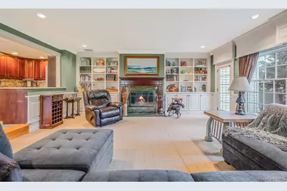 15 Riviera Court, Great River, NY 11739 - Photo 9