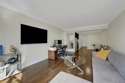 30 N Broadway #5E, White Plains, NY 10601 - Photo 7