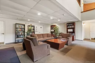 2 Fountain Ln, Scarsdale, NY 10583 - Photo 15