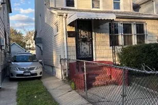 215-11 111th Rd, Queens Village, NY 11429 - Photo 7