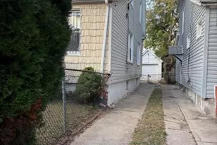 215-11 111th Rd, Queens Village, NY 11429 - Photo 13