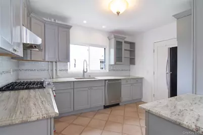 311 Sixth Avenue, Pelham, NY 10803 - Photo 7