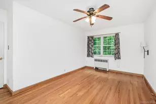 88 Parkway N, Yonkers, NY 10704 - Photo 11