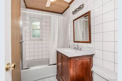 88 Parkway North, Yonkers, NY 10704 - Photo 13