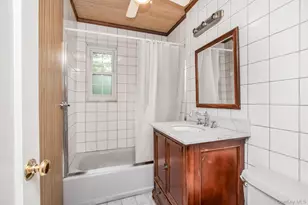 88 Parkway N, Yonkers, NY 10704 - Photo 13