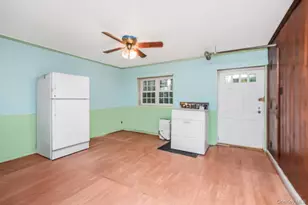 88 Parkway N, Yonkers, NY 10704 - Photo 15