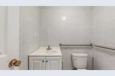 150-55 14th Road, Whitestone, NY 11357 - Photo 29