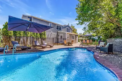 345 Colonial Road, Southold, NY 11971 - Photo 1