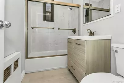 15 Hill Park Avenue #1C, Great Neck, NY 11021 - Photo 5