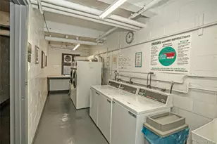 15 Hill Park Ave Ave, Great Neck, NY 11021 - Photo 27