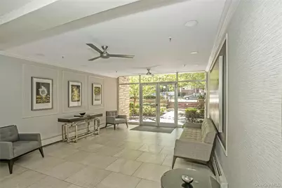 15 Hill Park Avenue #1C, Great Neck, NY 11021 - Photo 23