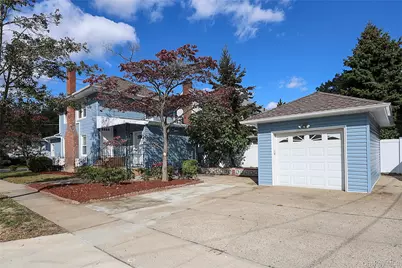 115 N Corona Avenue, Valley Stream, NY 11580 - Photo 3