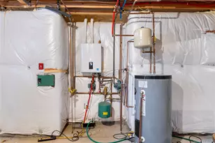 108 Calverton Ct, Wading River, NY 11792 - Photo 25