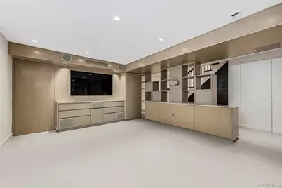 32-15 Murray Lane, Flushing, NY 11354 - Photo 19