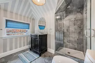 32-15 Murray Ln, Flushing, NY 11354 - Photo 17