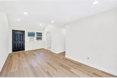 107 Shinnecock Avenue, Mastic, NY 11950 - Photo 31