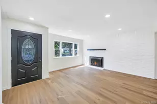 107 Shinnecock Ave, Mastic, NY 11950 - Photo 17