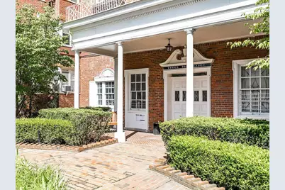 84-49 168th Street #2B, Jamaica, NY 11432 - Photo 1