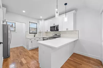 78-30 62nd Street, Glendale, NY 11385 - Photo 3