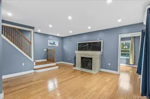 56 Whittier St, Lynbrook, NY 11563 - Photo 11