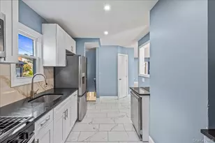 56 Whittier St, Lynbrook, NY 11563 - Photo 17