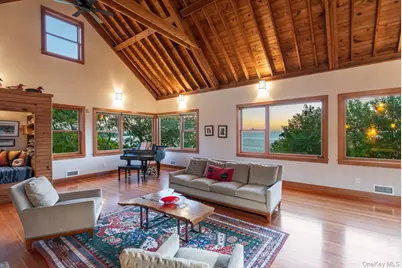 [Address not provided], East Marion, NY 11939 - Photo 11