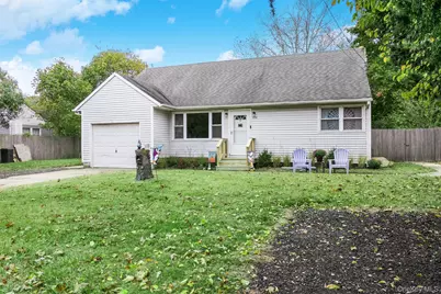 118 Hedges Avenue, Patchogue, NY 11772 - Photo 27