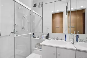 7 Judith St, Plainview, NY 11803 - Photo 25