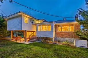 7 Judith St, Plainview, NY 11803 - Photo 3