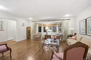 7 Judith St, Plainview, NY 11803 - Photo 11