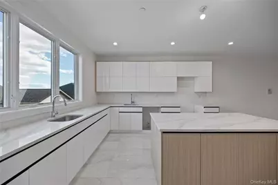 352 Blauvelt Road #202, Monsey, NY 10952 - Photo 9