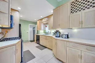 149 Foster Ave, Valley Stream, NY 11580 - Photo 15