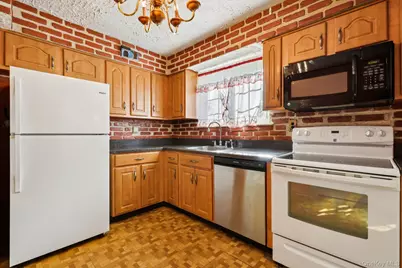 13 Wedgewood Drive, Goshen, NY 10924 - Photo 9