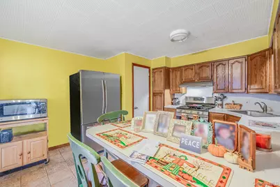 51 Cedar Avenue, Patchogue, NY 11772 - Photo 11