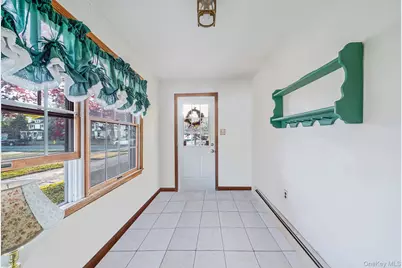 51 Cedar Avenue, Patchogue, NY 11772 - Photo 5