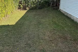 136-29 220th Pl 220th Pl, Springfield Gardens, NY 11413 - Photo 15