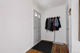 46 Cara Dr, Pearl River, NY 10965 - Photo 3