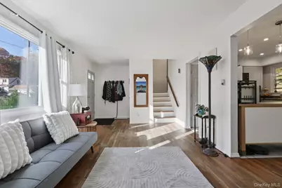 46 Cara Drive, Pearl River, NY 10965 - Photo 7