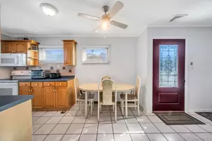 22 Hospital Rd, Patchogue, NY 11772 - Photo 9