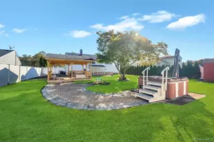 22 Hospital Rd, Patchogue, NY 11772 - Photo 27