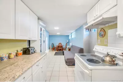 22 Hospital Road, Patchogue, NY 11772 - Photo 21