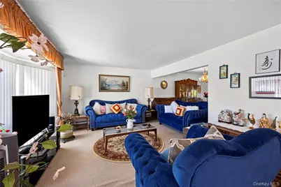 461 N Newbridge Road, Levittown, NY 11756 - Photo 13