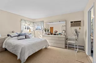 461 N Newbridge Rd, Levittown, NY 11756 - Photo 29