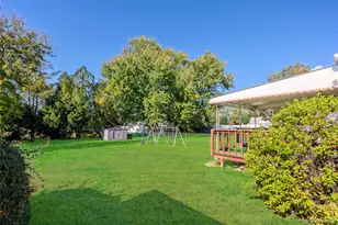 461 N Newbridge Rd, Levittown, NY 11756 - Photo 7