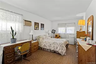 461 N Newbridge Rd, Levittown, NY 11756 - Photo 25