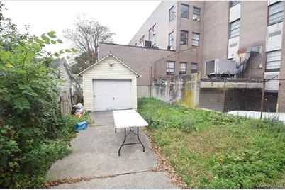 16414 81st Avenue, Jamaica, NY 11432 - Photo 27