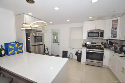 16414 81st Avenue, Jamaica, NY 11432 - Photo 13