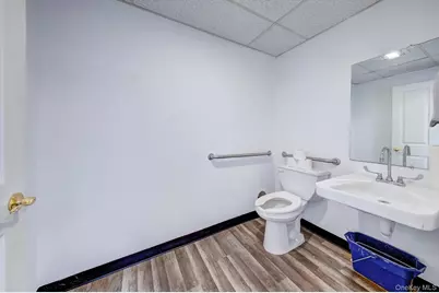 184 Broadway, Newburgh, NY 12550 - Photo 9