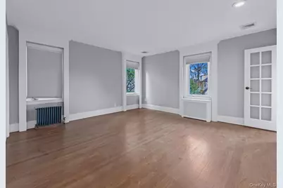 14 Nirvana Avenue, Great Neck, NY 11023 - Photo 11