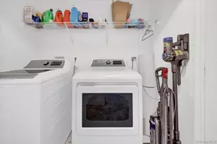 46 Columbus Ave, Valhalla, NY 10595 - Photo 27